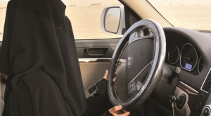 Саудовский принц: нет закона, запрещающего или разрешающего женщине управлять автомобилем 