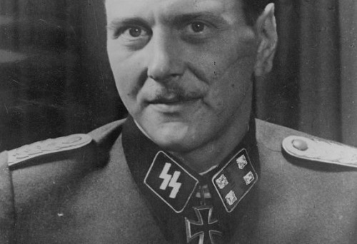 Фото офицера фашистской Германии Отто Скорцени с железным крестом