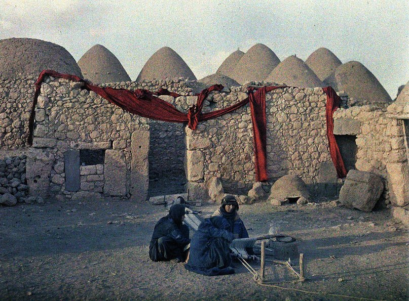 1921 г., бедуины в селении Marran, Aleppo, Сирия, фото Фредерика Гадмера